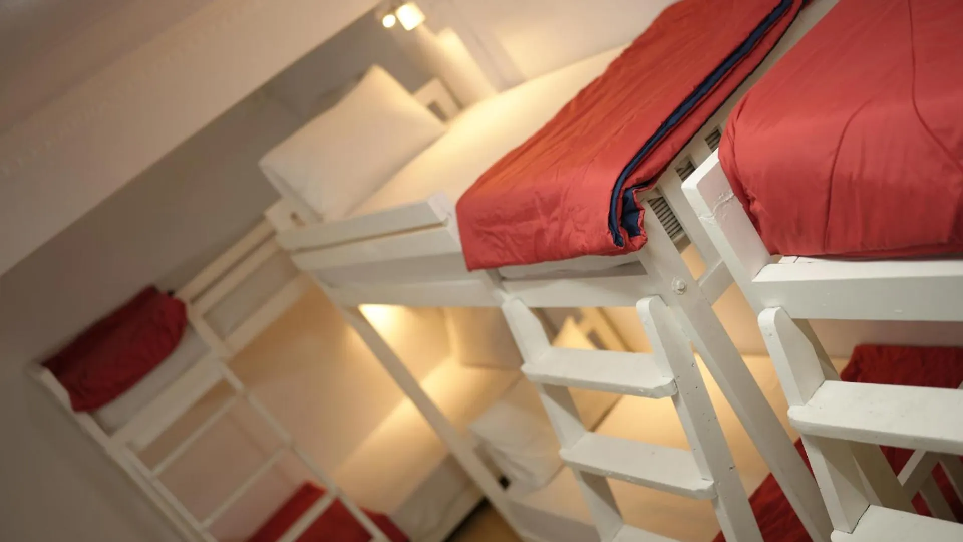 Xhostel Hostel Kochi 0*,  India