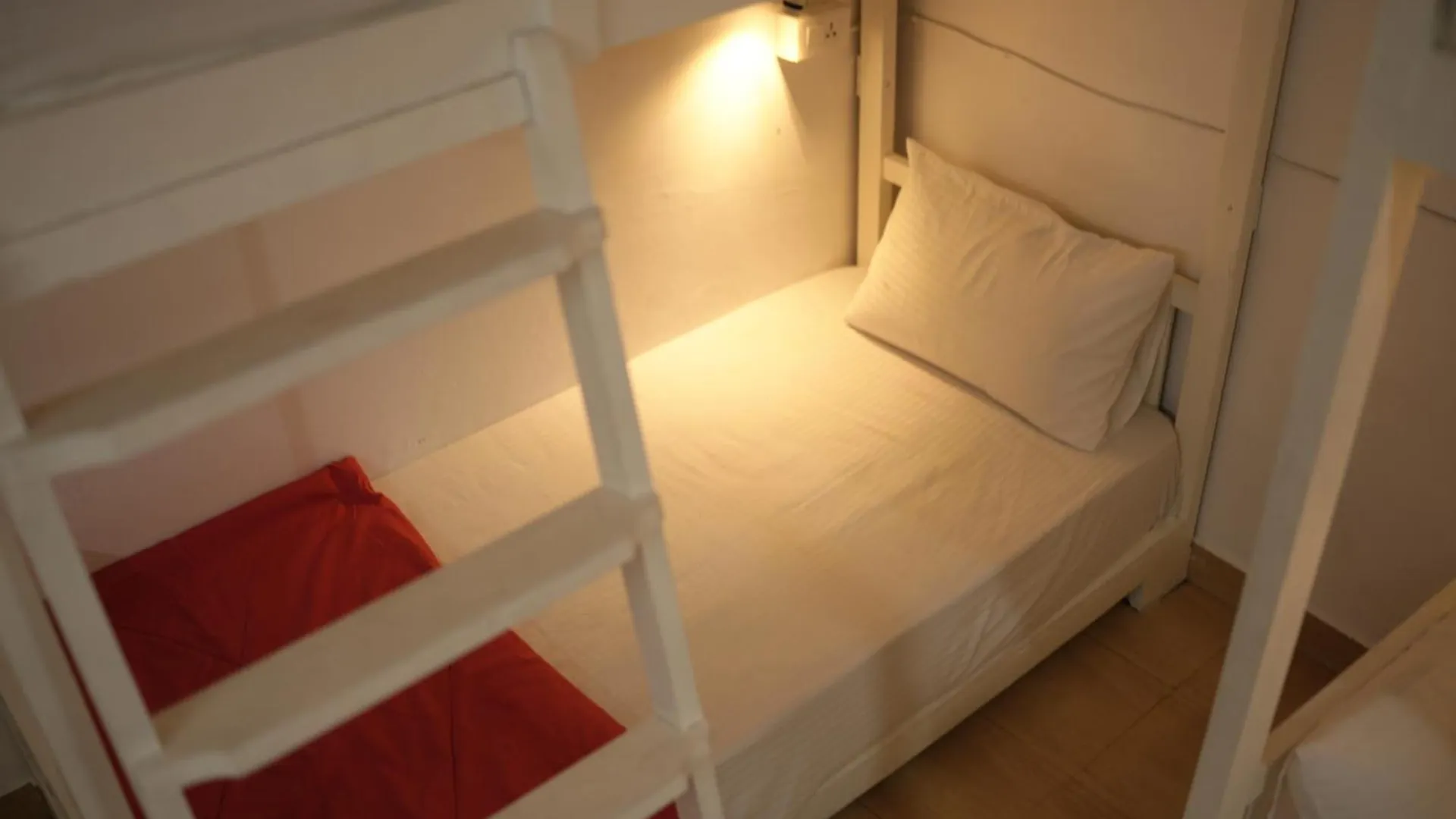 Xhostel Hostel Kochi